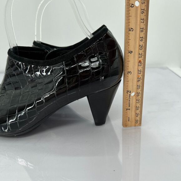 Aquatallia Women's Ankle Pump Pointy  Toe Size 8.5 Waterproof Black Croc Leather - Picture 4 of 12